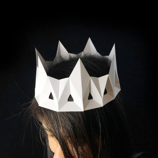 prince paper crown on head